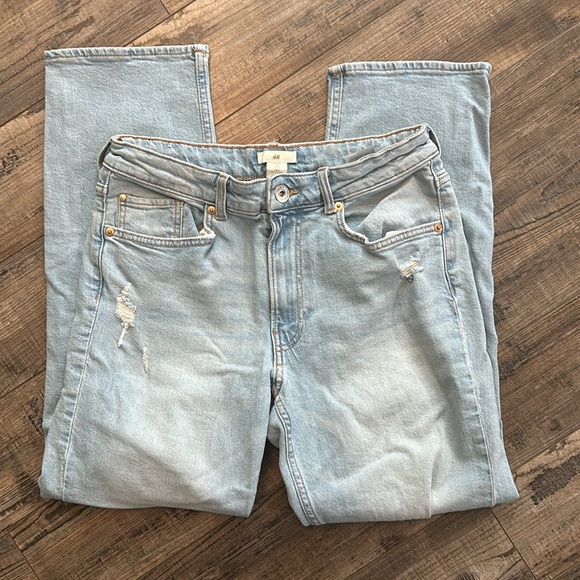 H&M High Rise Straight Leg Jeans - Picture 2 of 5